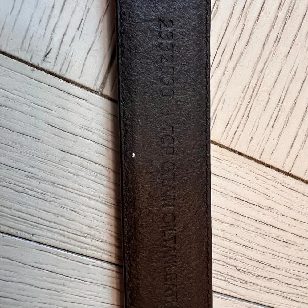 Silverwood- Men's Italian Genuine‎ leather Designer Golf Dress Belt. Size 40